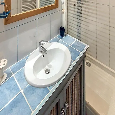 2 Bedroom Awesome In Feriehus *