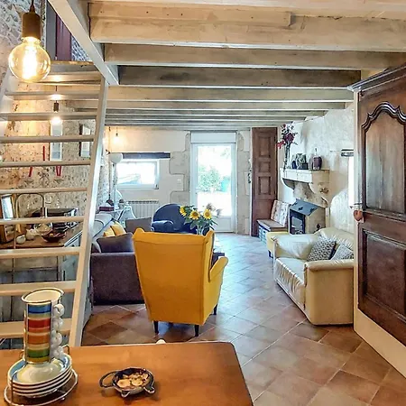 Feriehus 2 Bedroom Awesome In Vouleme