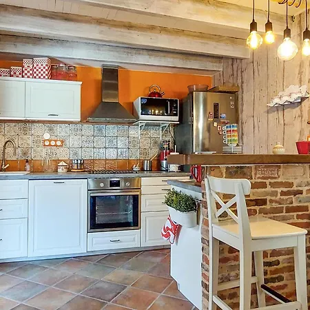 2 Bedroom Awesome In *