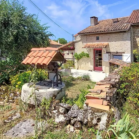 2 Bedroom Awesome In Vouleme